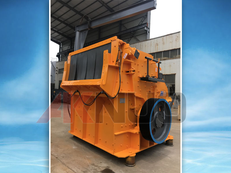 歐版反擊式破碎機廠家哪家好？如何選購高產(chǎn)量的石料破碎機？